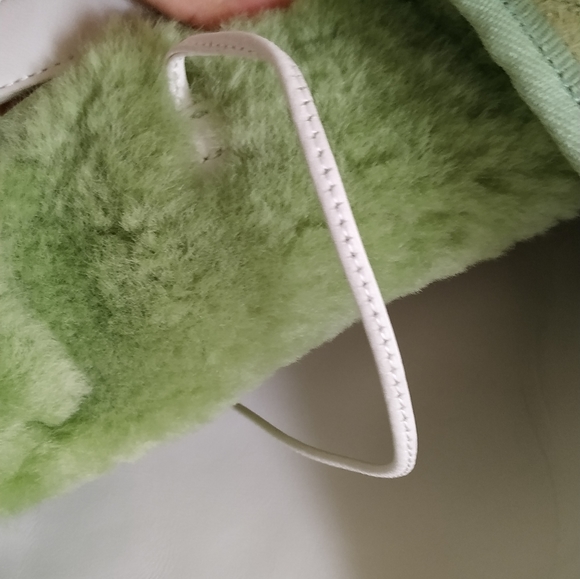 UGG Australia handbag - Picture 3 of 13